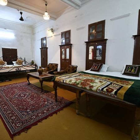 Jaswant Bhawan Home Stay Джодхпур Экстерьер фото