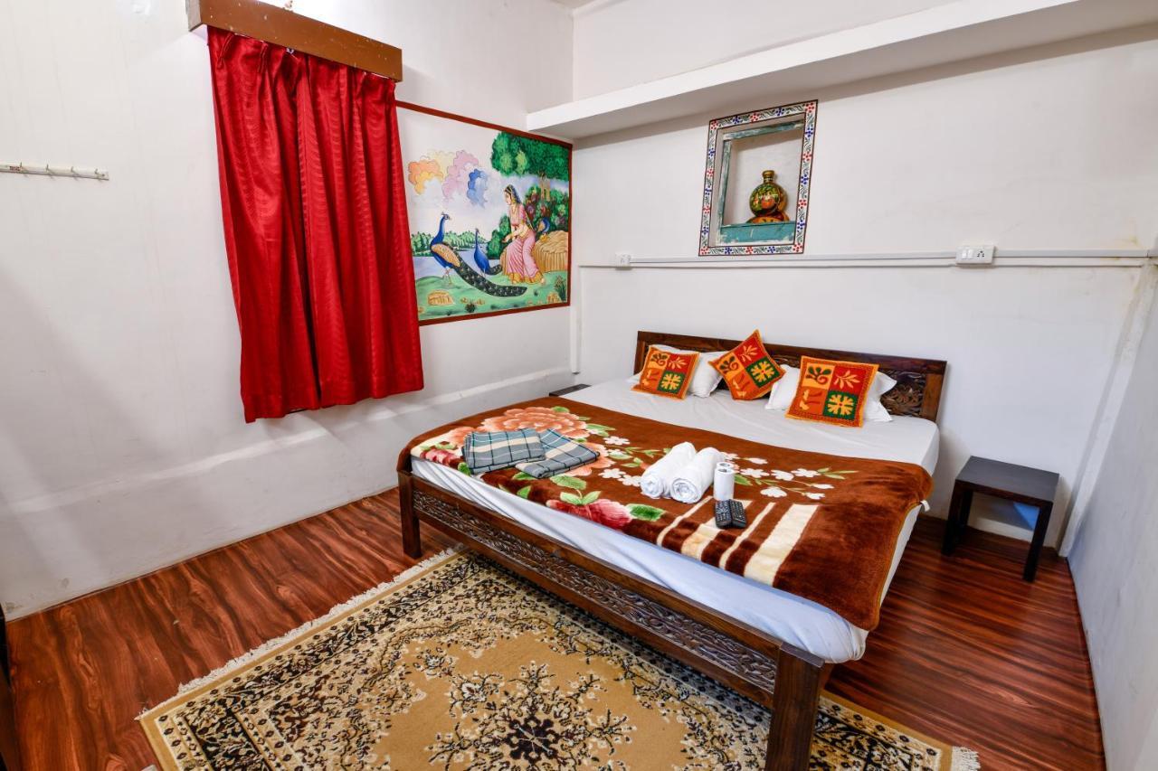 Jaswant Bhawan Home Stay Джодхпур Экстерьер фото