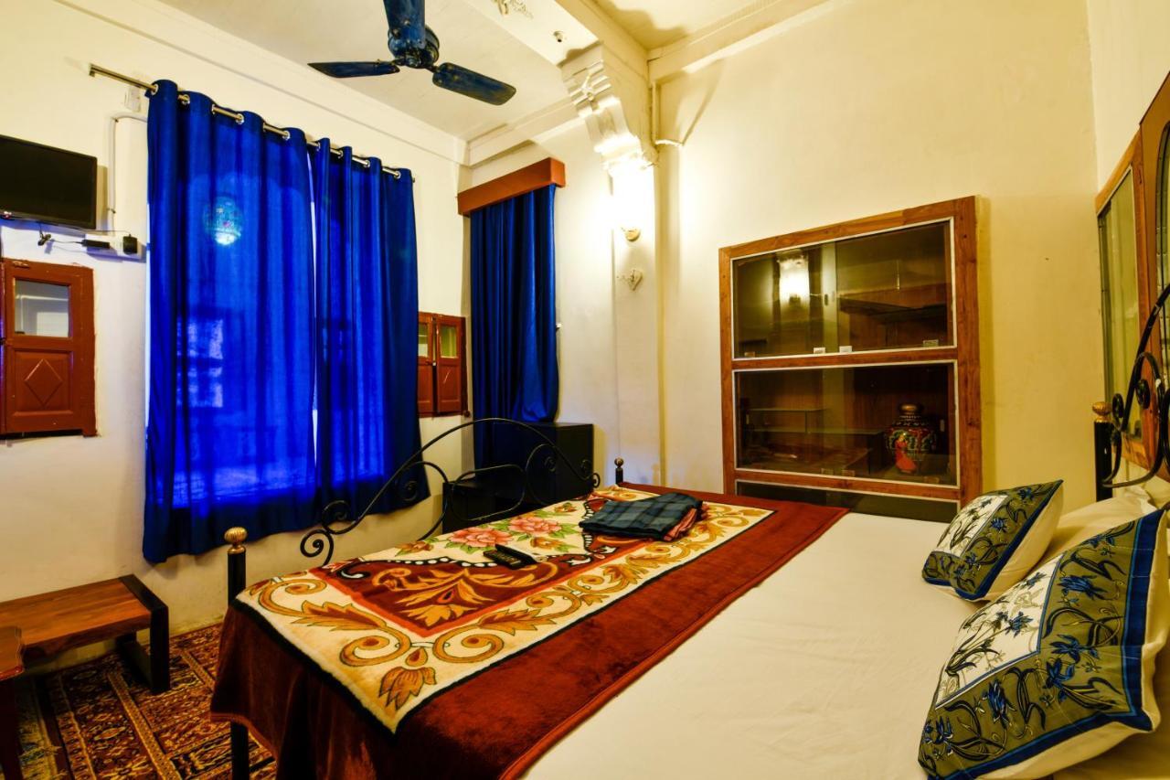 Jaswant Bhawan Home Stay Джодхпур Экстерьер фото